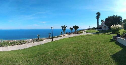 Gran Alacant House | VISTAS INFINITAS SOBRE EL MAR-INFINITE VIEWS On THE SEA
