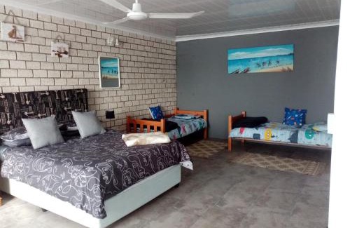 Britannia Bay Apartment | Visvanger self catering