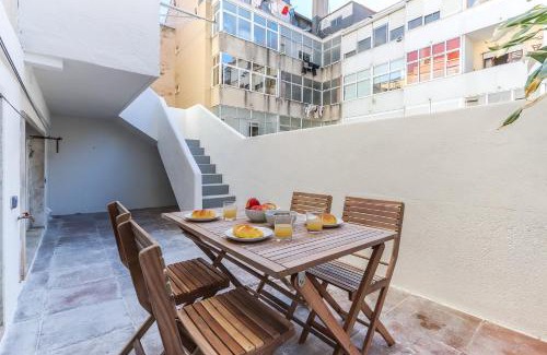 Beato Apartment | Vita Portucale ! Olaias Design with Terrace