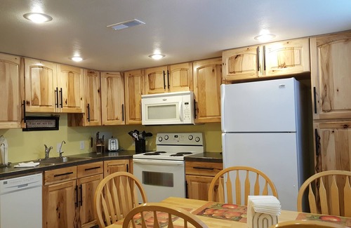 Lava Hot Springs House | Viva La Vida "Live The Life" Vacation Rental in Downtown Lava Hot Springs, Idaho