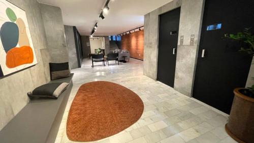 Centro Historico Apartment | Viva Porto Alegre como ela realmente é: com charme, cultura e gastronomia a poucos passos! Hospede-se no Belgrávia1756