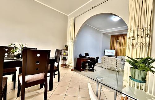 La Banda de Shilcayo Apartment | Vive a 5min del centro 3HAB con A/C Cochera Jardín