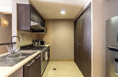 Ampliacion Granada Apartment | Vive Grand by Kukun