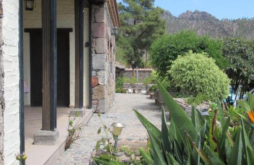 San Bartolome de Tirajana House | Vivelorural casa en Valle de Chira con piscina