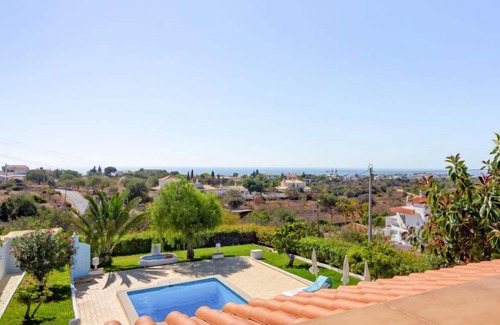 Cerro de Aguia House | Vivenda Deolinda by Interhome