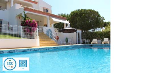 Mosqueira Villa | Vivenda ROSA Albufeira