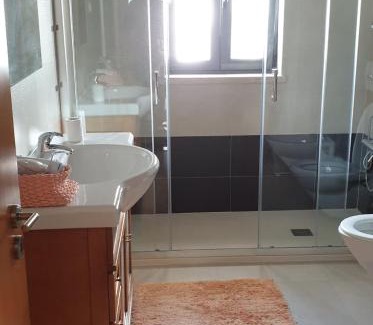 Nazare House | Vivenda Valverde
