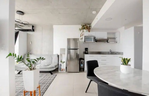 Barrio Escalante Apartment | Vivi's Hideaway