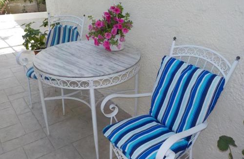 Ialyssos Apartment | Vivian Studios