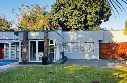 Pinetown House | Viviela Guest Home