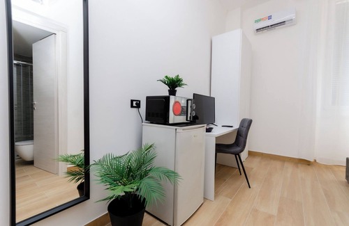 Cagnola Apartment | VivimiHome - Plana Room