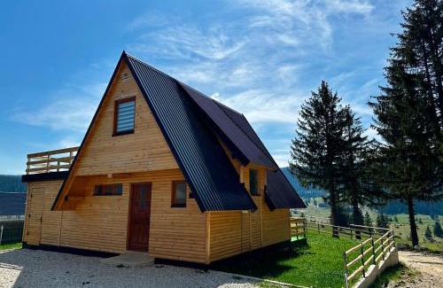Sumece House | Vlasic Odmor - Villa Krajina IV & jacuzzi