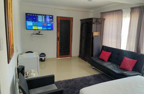 Hazyview House | VM Guesthouse