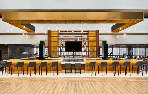 Downtown Chicago Hotel | voco Chicago Downtown - Riverwalk by IHG