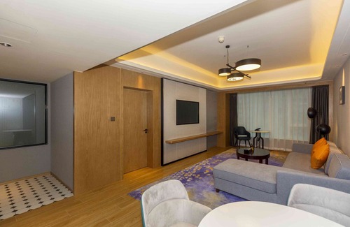 Liwan Hotel | voco Guangzhou Shifu by IHG