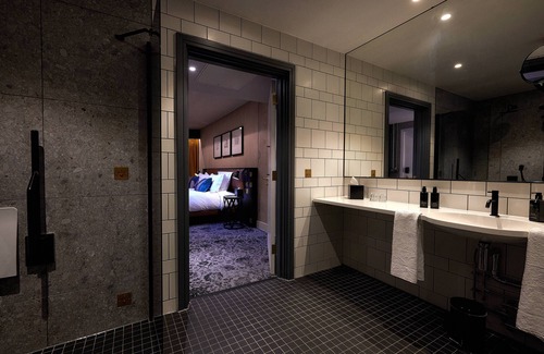 Manchester City Centre Hotel | voco Manchester City Centre by IHG