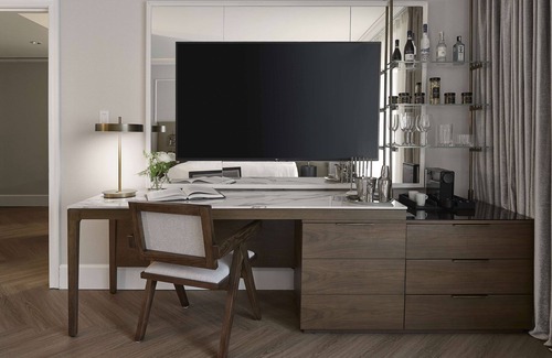 Downtown Montreal Hotel | Vogue Hotel Montreal Downtown, Curio Collection by Hilton