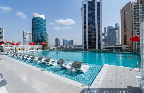 Madinat Zayed Apartment | VOGUE MAG318 Business Bay - Downtown Dubai - Pool View with balcony and walkable to Burj Khalifa and The Dubai Mall