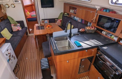 Cannes Old Town Boat Rental | Voilier au Coeur de Cannes - Le Dielli