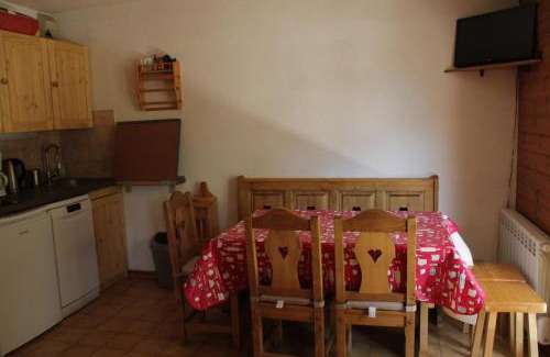 Chatel Apartment | VOINETTES VNB2 TELECABINE & MOUNTAIN 4 Pers