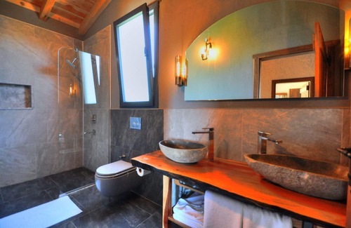 Yaniklar House | Volans Suites 5, Three-Bedroom Villa