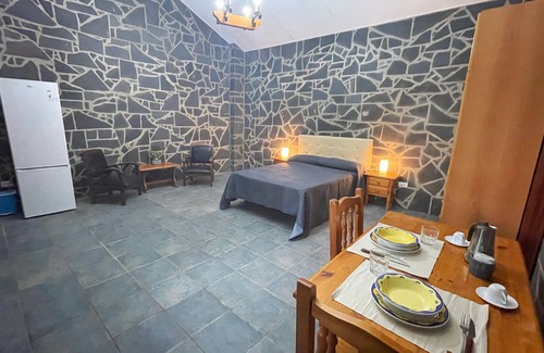 Las Rosas House | volcanic stone hut