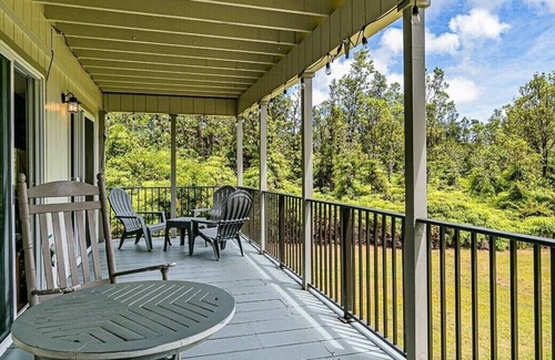 Fern Acres House | Volcano National Park / Hilo huge home on 2 acres of lava jungle tropical birds