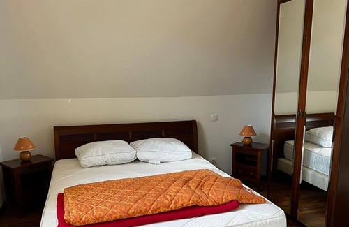 Castelnaud-la-Chapelle Villa | Volledig Genieten in Luxe in Maison Iris