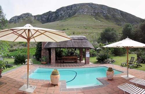 Hermanus Heights House | Von Abercron Residence