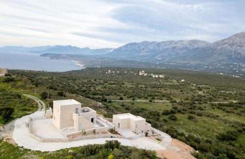 Pagkia House | Vorino Luxury Villas