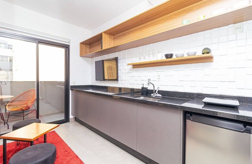 Pinheiros Apartment | Vossa Bossa Capote Valente