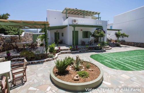 Aliki Apartment | Votana Studios