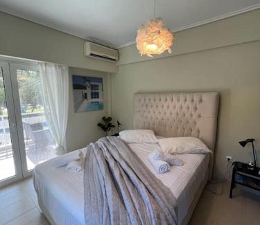 Vouliagmeni Apartment | Vouliagmeni Thalassa Apartment