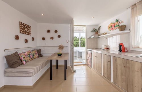 Milos House | Vouno Country Studio
