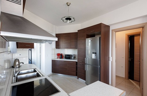 Filaki Apartment | Vourvahis Seaview Apartment in Karoti
