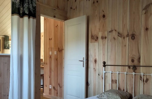 Saint-Vivien-de-Medoc Ski Chalet | Vrbo Property