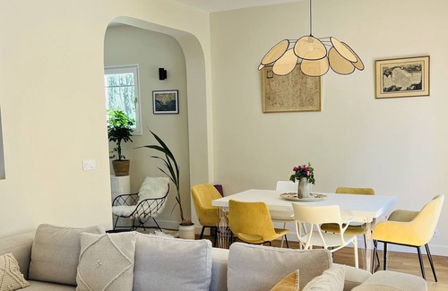 Le Perreux-sur-Marne Villa | Vrbo Property