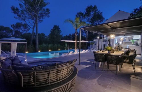 Crestatx House | Vrbo Property
