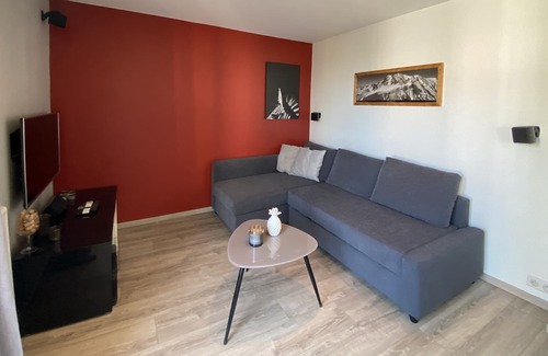 Cran-Gevrier Apartment | Vrbo Property