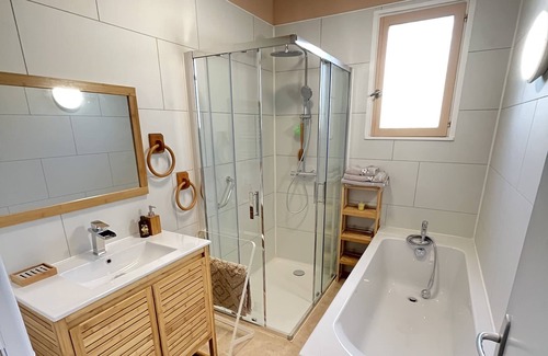 Saint-Medard House | Vrbo Property