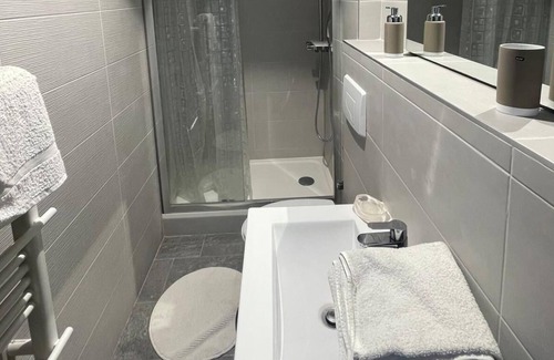 Mouroux Apartment | Vrbo Property