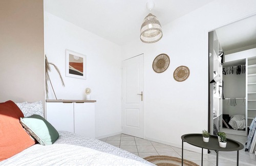 Orsay Apartment | Vrbo Property