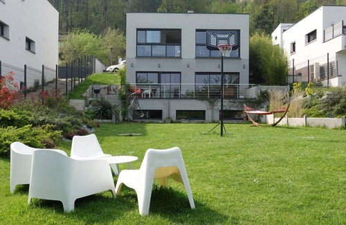 Bonsecours House | Vrbo Property