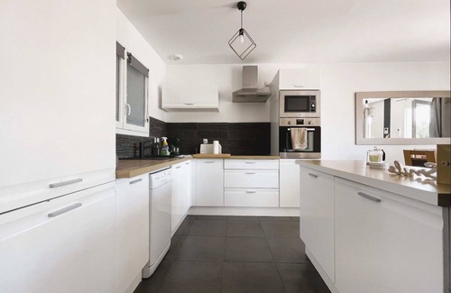 Saint-Hippolyte House | Vrbo Property