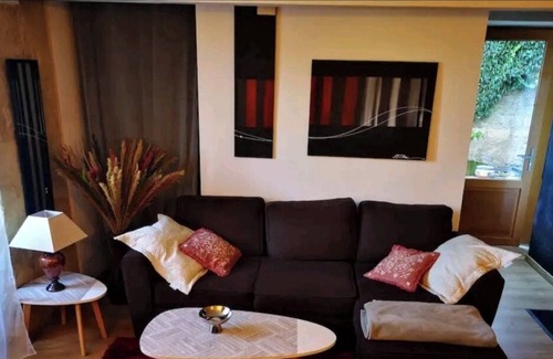 Salignac-Eyvignes House | Vrbo Property