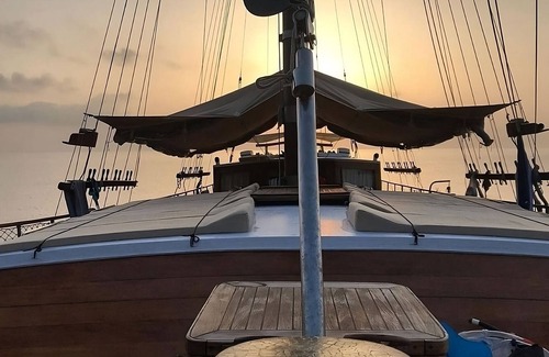 Magazzeno Boat Rental | Vrbo Property