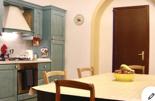 Vicopisano House | Vrbo Property