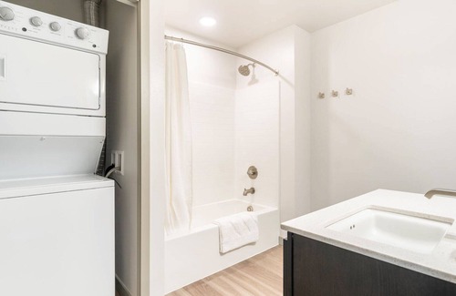 Stanwood Apartment | Vrbo Property