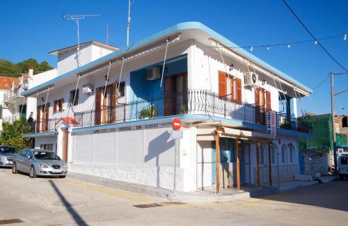 Agia Efimia Apartment | Vrettos Arts