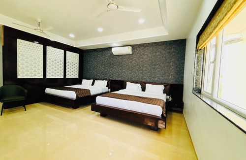 Satna Resort | Vrindavan Greens by Hotel Ramdarbar